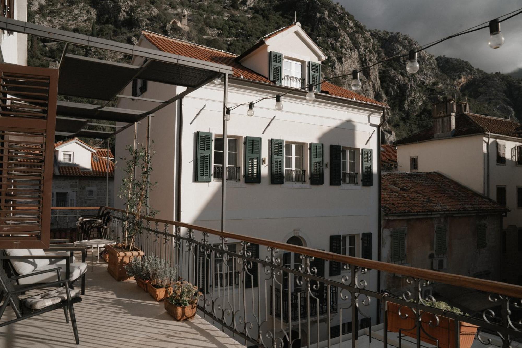 Nest 382 Apartment Kotor Exterior photo