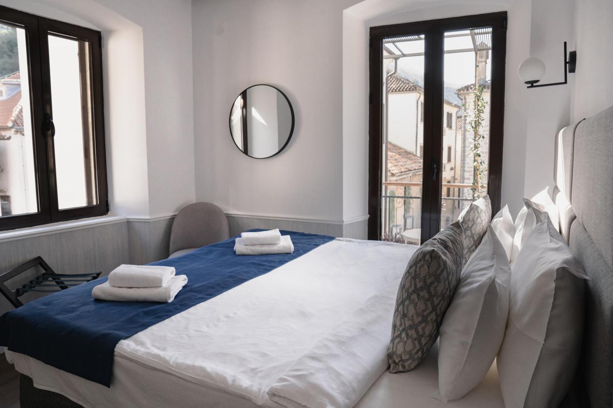 Nest 382 Apartment Kotor Exterior photo